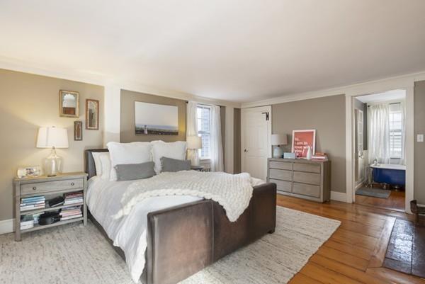 15 Washington Street Marblehead, MA 01945 - Photo 8 of 29