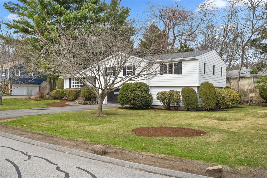 142 Worthen Road Lexington, MA 02421 - Photo 32 of 36