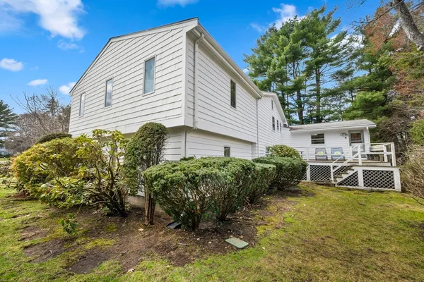 $1,499,000 | 142 Worthen Road, Lexington, MA 02421