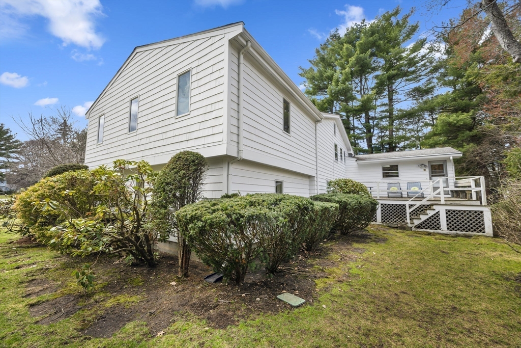 142 Worthen Road Lexington, MA 02421 - Photo 33 of 36