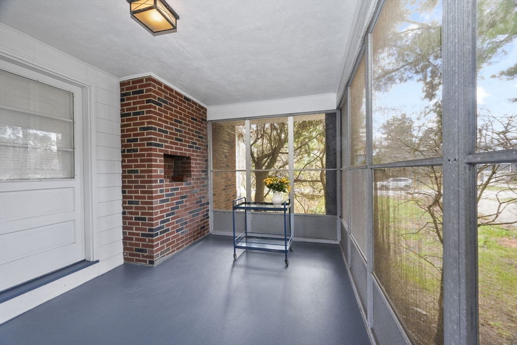 142 Worthen Road Lexington, MA 02421 - Photo 34 of 36