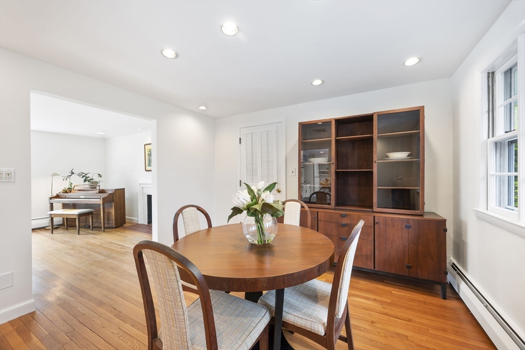 142 Worthen Road Lexington, MA 02421 - Photo 6 of 36