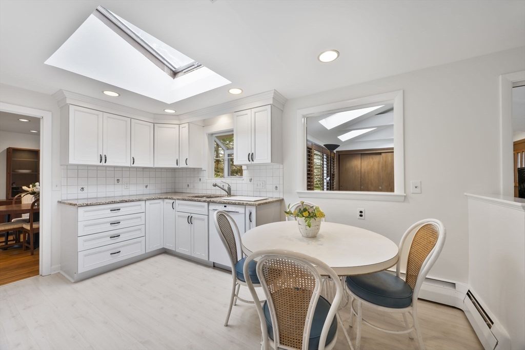 142 Worthen Road Lexington, MA 02421 - Photo 8 of 36