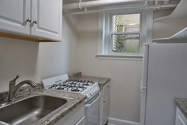 a close view of sink and tap