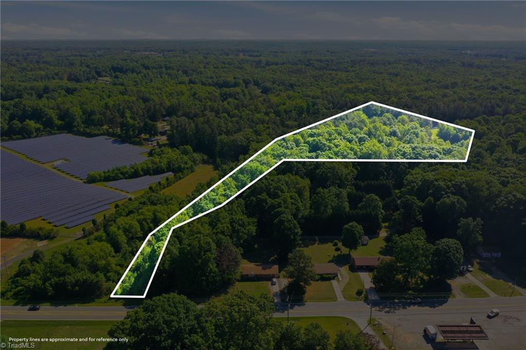 6041 Burlington Road Gibsonville, NC 27249 - Photo 9 of 29