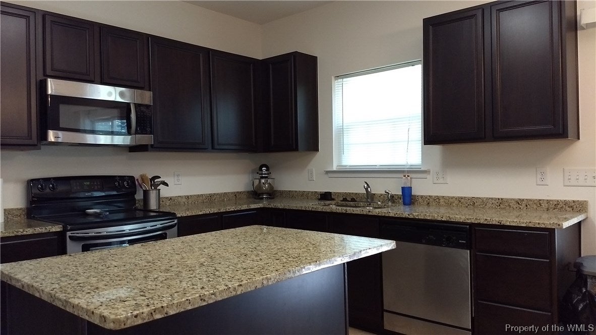 104 Foster Road Yorktown, VA 23690 - Photo 10 of 25 Gallery Image 10