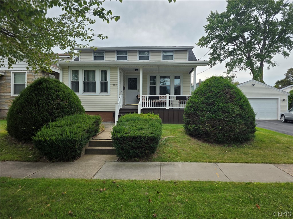 1828 Rutger Street Utica, NY 13501 - Photo 2 of 48 Gallery Image 2