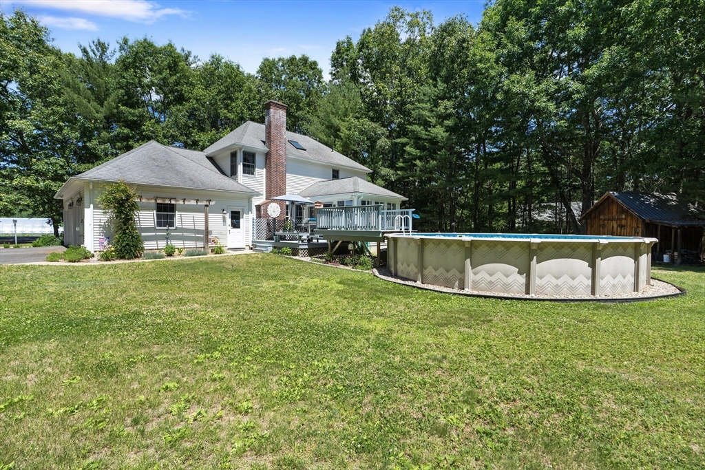 55 Pequot Road Southampton, MA 01073 - Photo 5 of 40