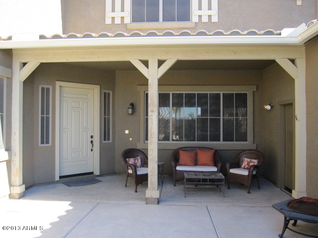 6201 South Rochester Drive Gilbert, AZ 85298 - Photo 3 of 29 COVERED FRONT PORCH