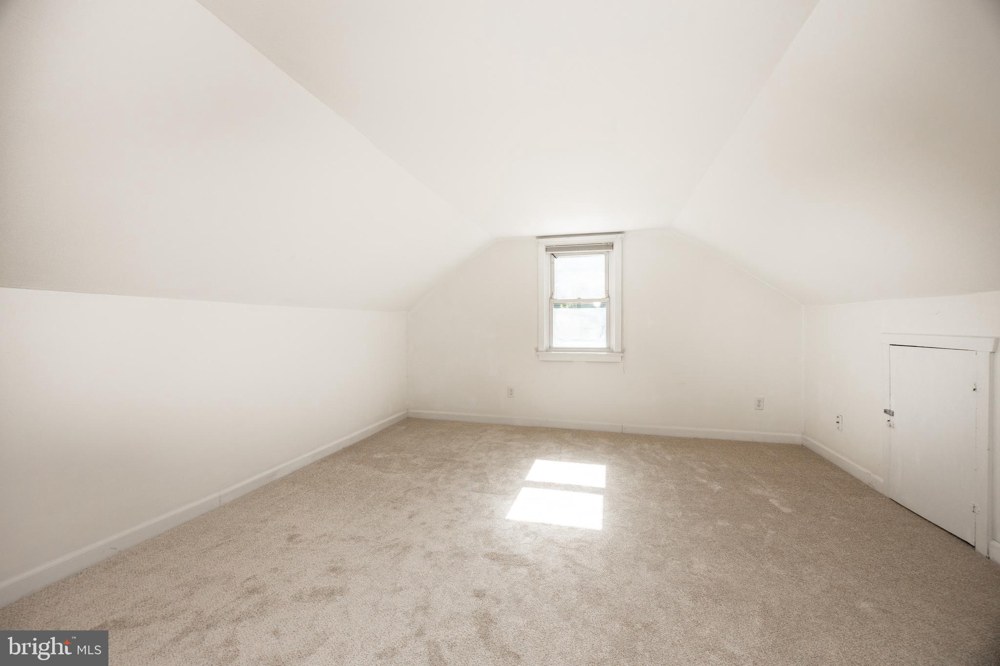 2405 Line Lexington Road Hatfield, PA 19440 - Photo 30 of 31 an empty room with a empty space and window