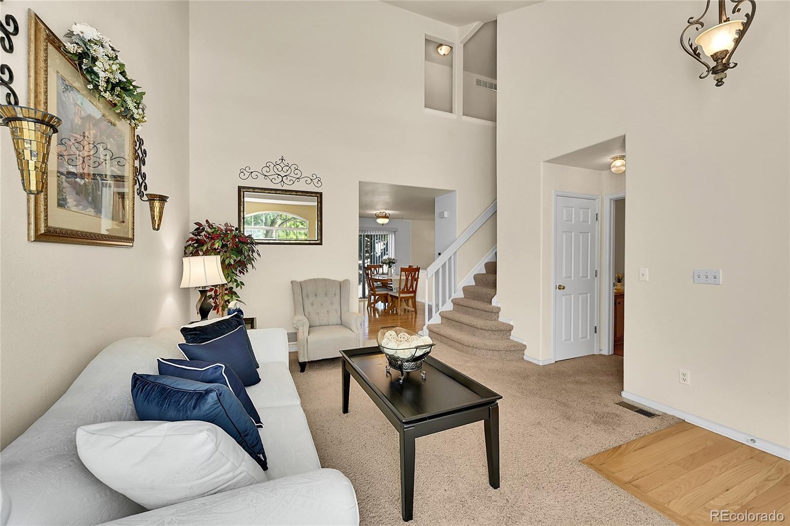 9835 South Castle Ridge Circle Highlands Ranch, CO 80129 - Photo 5 of 48