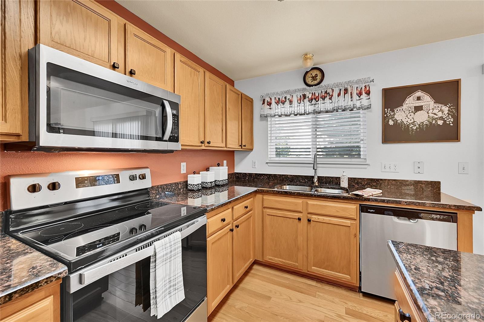 9835 South Castle Ridge Circle Highlands Ranch, CO 80129 - Photo 10 of 48