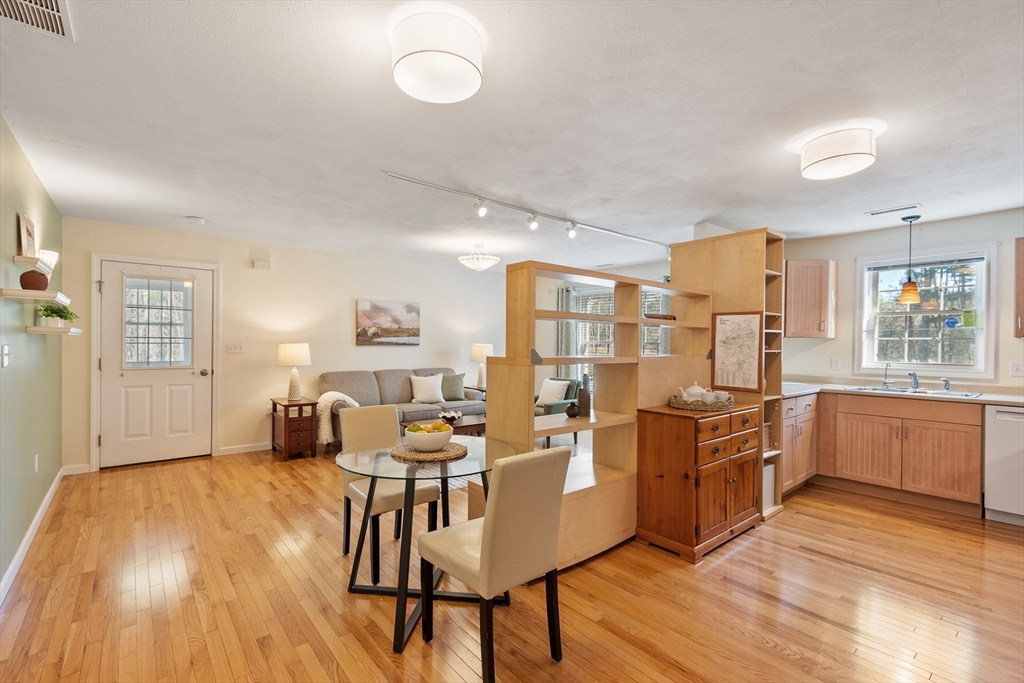 7 Long Meadow Road Westford, MA 01886 - Photo 27 of 42 Gallery Image 27