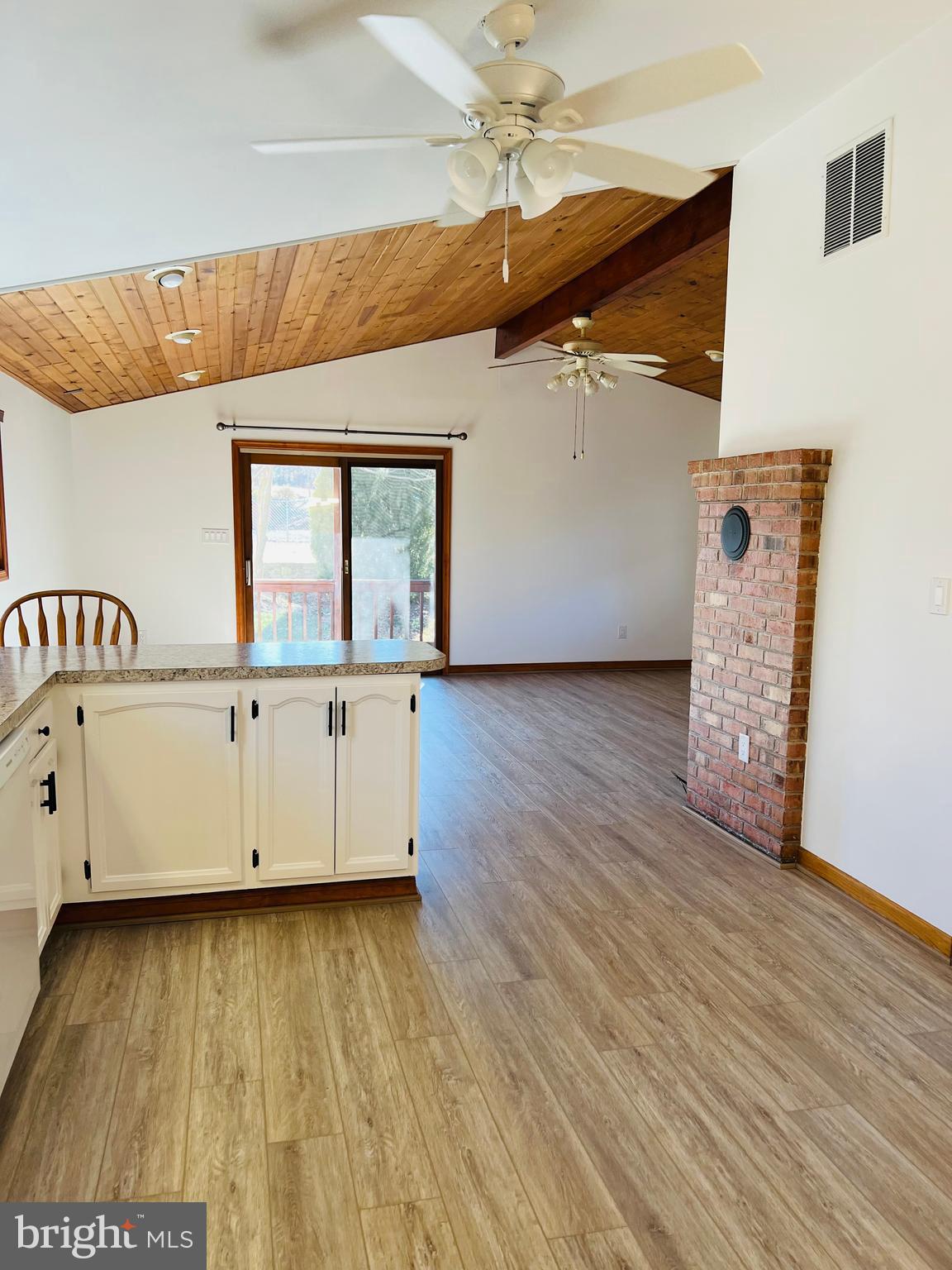 52 Salvington Road Fredericksburg, VA 22405 - Photo 17 of 34