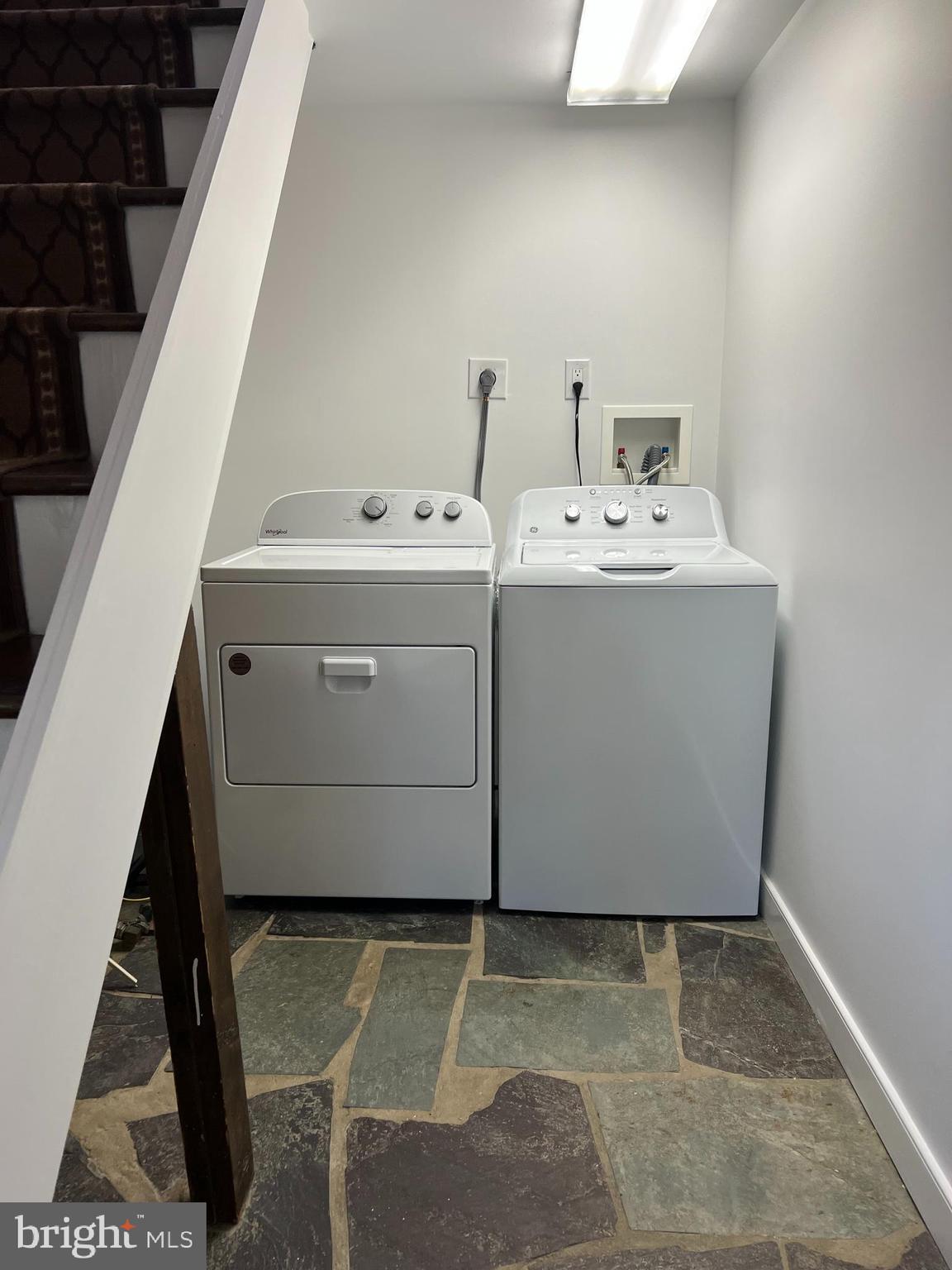 52 Salvington Road Fredericksburg, VA 22405 - Photo 26 of 34 a utility room with dryer and washer
