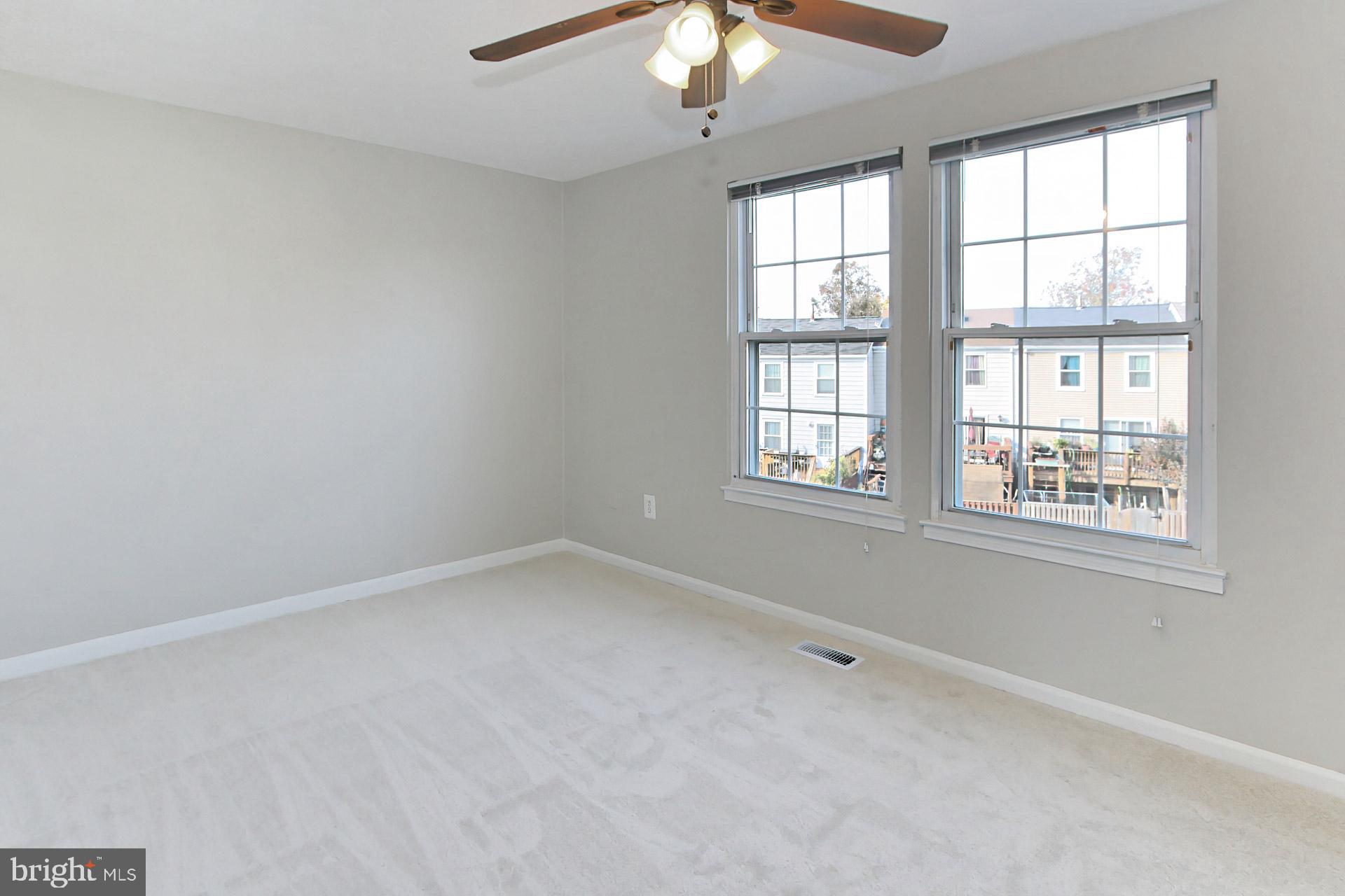 7406 Aspenpark Road Lorton, VA 22079 - Photo 20 of 33 Both UL bedrms have fans for extra comfort
