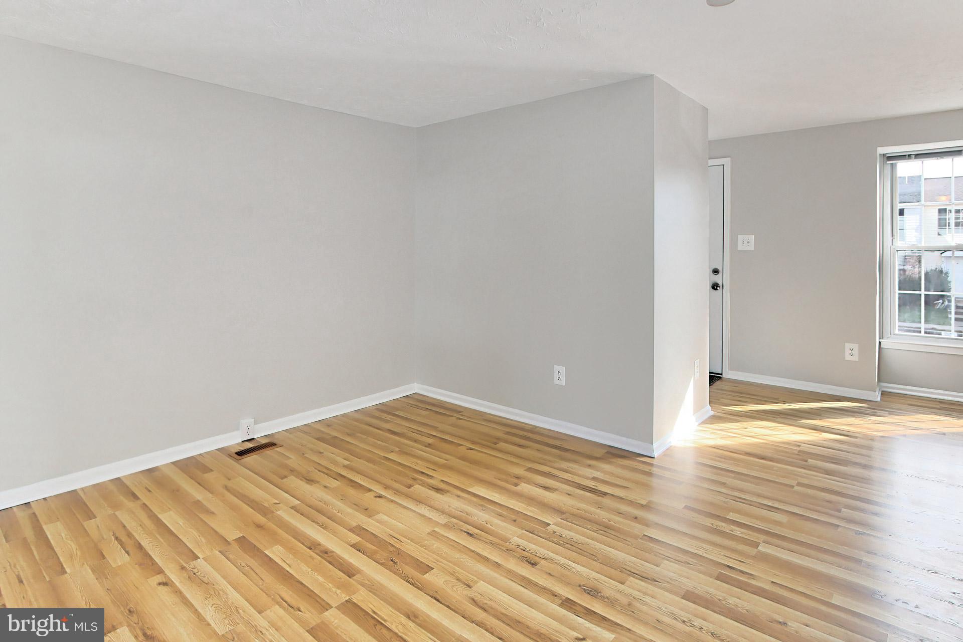 7406 Aspenpark Road Lorton, VA 22079 - Photo 33 of 33 Open floor plan adapts to your priorities