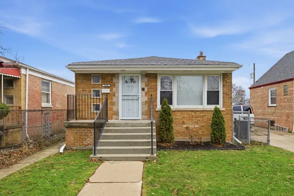 $250,000 | 1036 West 105th Street, Chicago, IL 60643