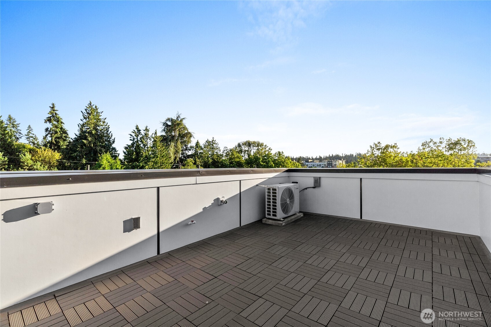 3510 Northeast 125th Street, Unit F Seattle, WA 98125 - Photo 24 of 24 a view of a terrace view