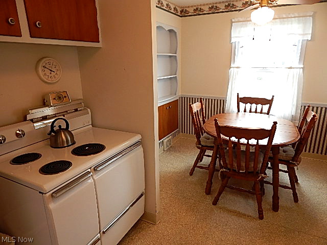 2819 Hearthstone Road Parma, OH 44134 - Photo 7 of 17 Gallery Image 7