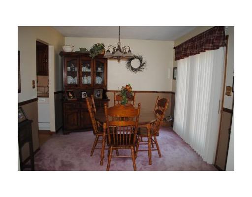 99 McChain Road Finleyville, PA 15332 - Photo 4 of 18 Dining Room.