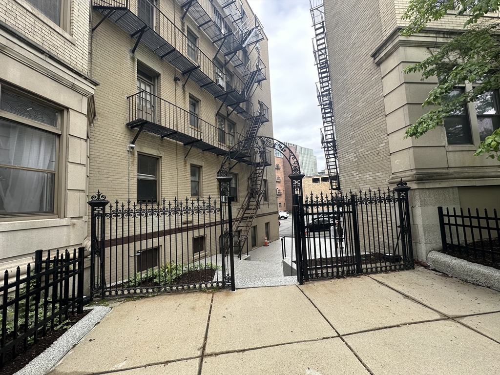 60 Charlesgate East, Unit 124 Boston, MA 02215 - Photo 15 of 15