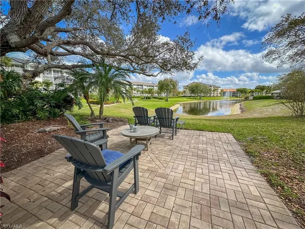 $475,000 | 300 Horse Creek Drive, Unit 503, Naples, FL 34110