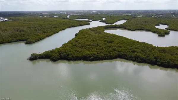 $475,000 | 300 Horse Creek Drive, Unit 503, Naples, FL 34110