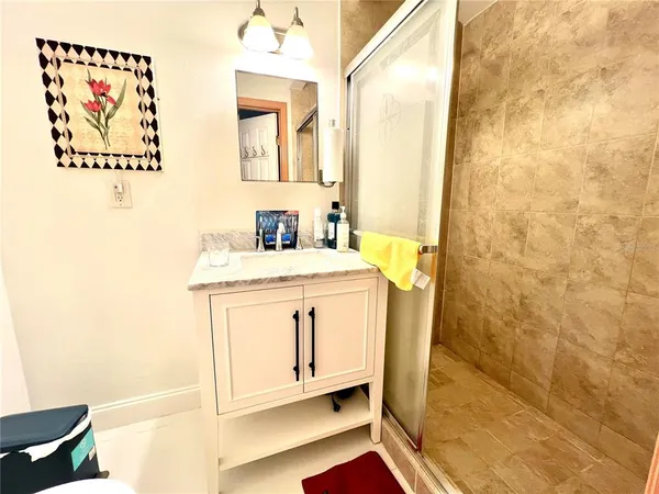 $2,500 | 5009 Deauville Drive, Orlando, FL 32808