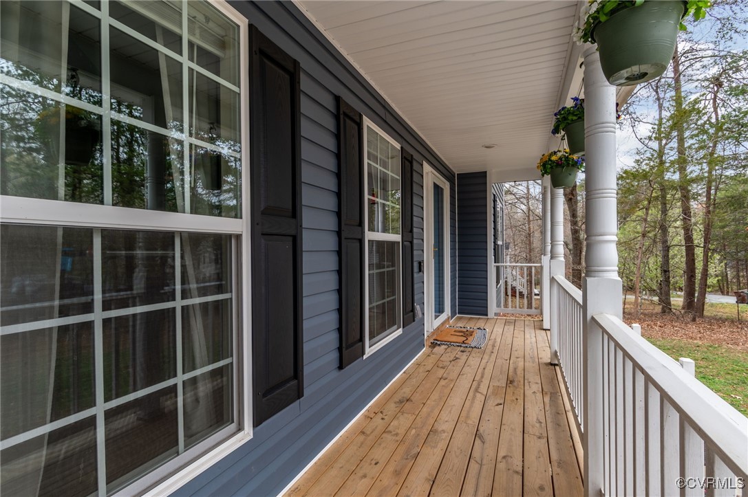 11 Haversack Road Palmyra, VA 22963 - Photo 31 of 32 a view of balcony with wooden floor and fence
