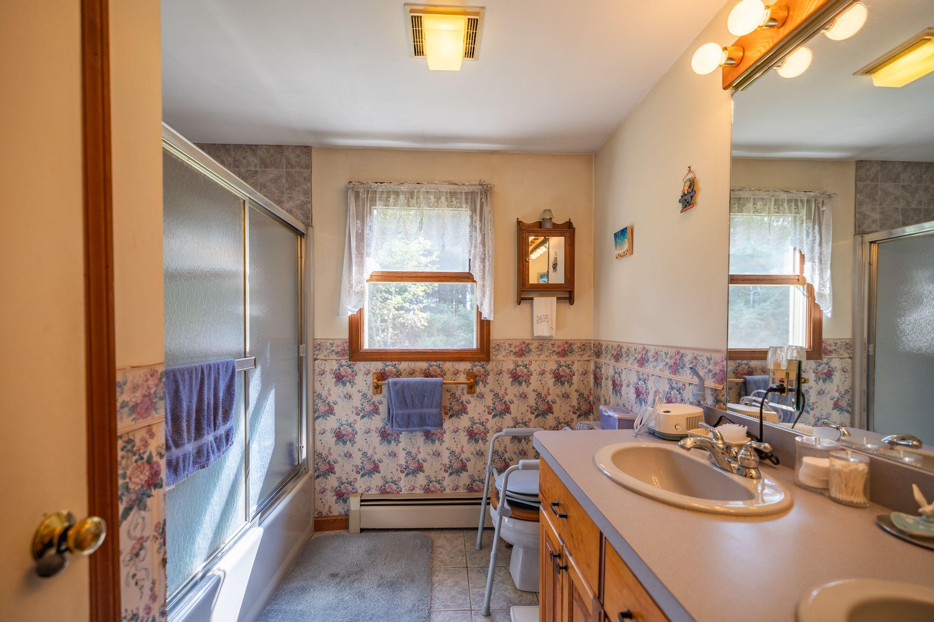 748 H Road Acton, ME 04001 - Photo 9 of 22 21