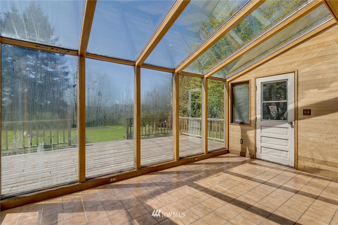 8108 Riverview Road Snohomish, WA 98290 - Photo 11 of 38 Gallery Image 11