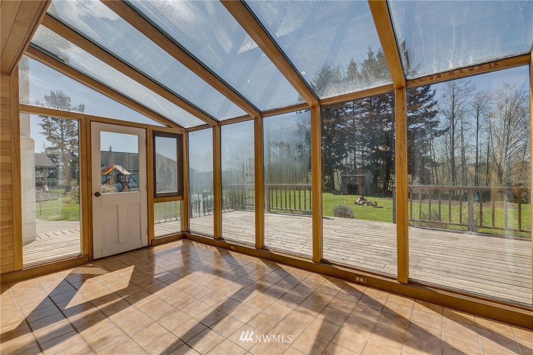 8108 Riverview Road Snohomish, WA 98290 - Photo 12 of 38 Gallery Image 12