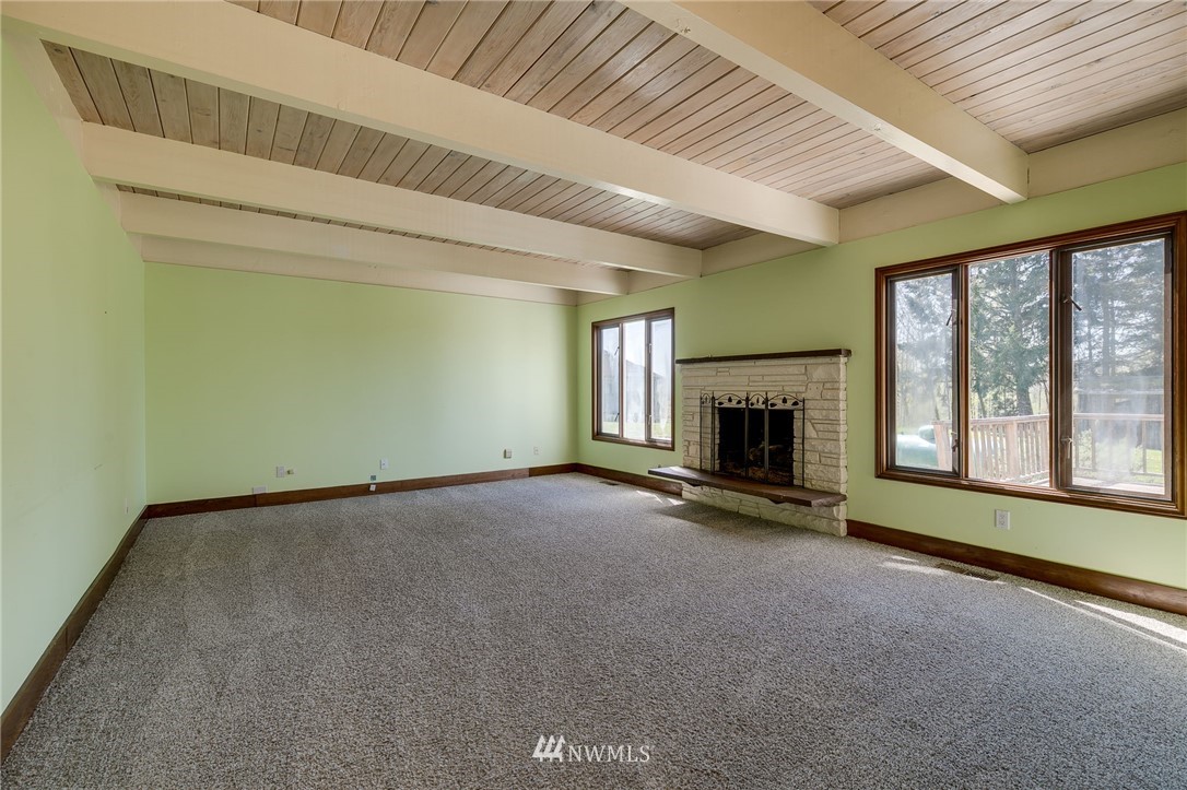 8108 Riverview Road Snohomish, WA 98290 - Photo 3 of 38 Gallery Image 3