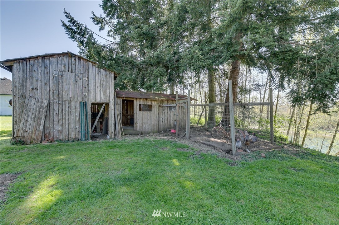 8108 Riverview Road Snohomish, WA 98290 - Photo 34 of 38 Gallery Image 34