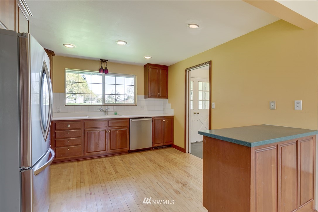 8108 Riverview Road Snohomish, WA 98290 - Photo 6 of 38 Gallery Image 6