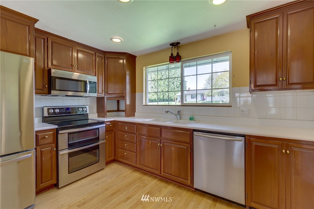 8108 Riverview Road Snohomish, WA 98290 - Photo 7 of 38 Gallery Image 7