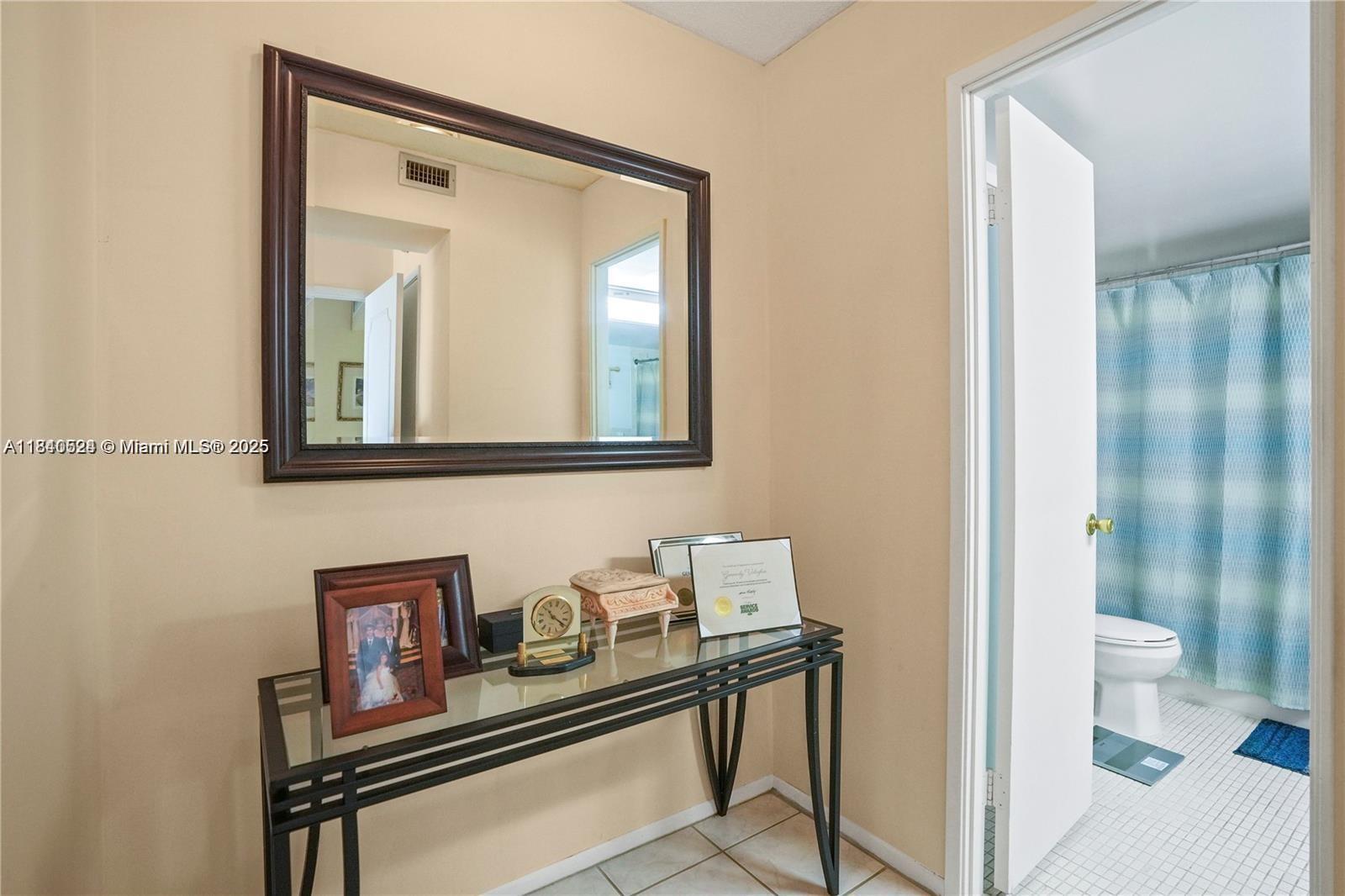 Ojus Miami, FL 33179 - Photo 13 of 20