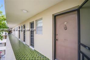 Ojus Miami, FL 33179 - Photo 19 of 20