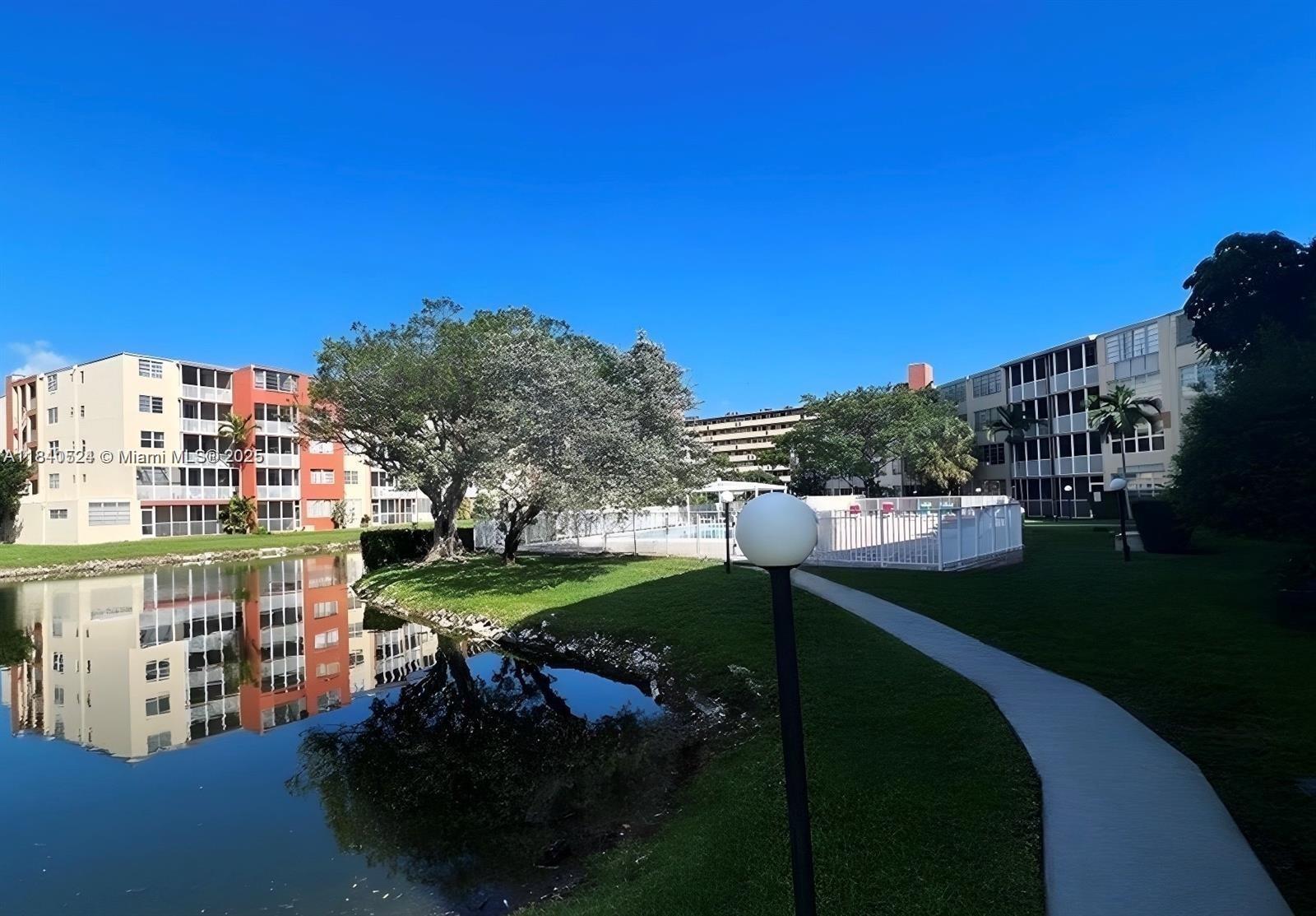 Ojus Miami, FL 33179 - Photo 2 of 20