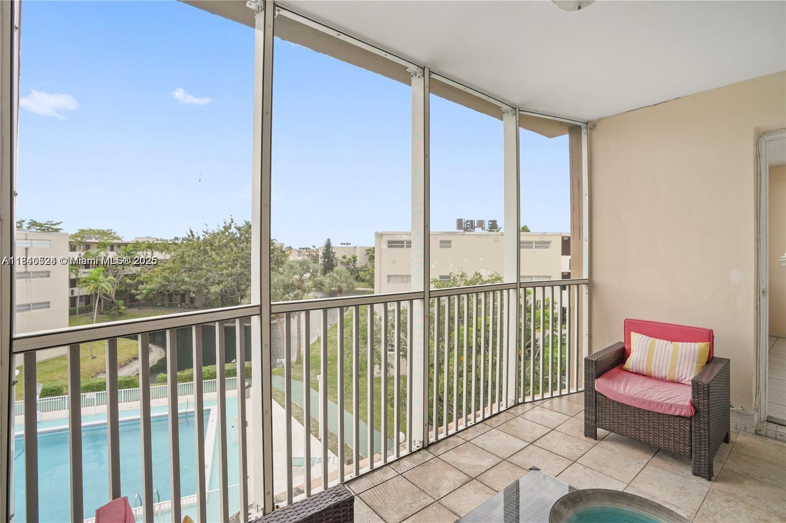 Ojus Miami, FL 33179 - Photo 3 of 20