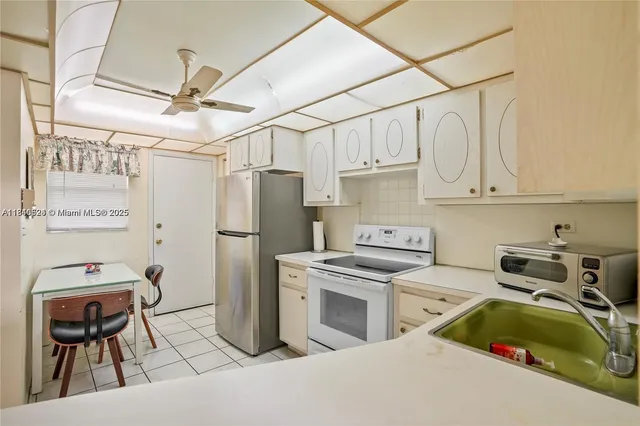 $1,900 | Ojus, Miami, FL 33179