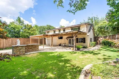 $690,000 | 521 Cap Rock Drive, Richardson, TX 75080