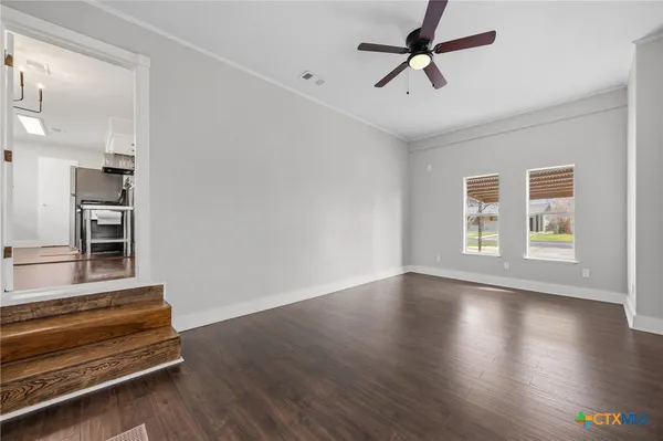 $235,000 | 1402 Kent Street, Taylor, TX 76574