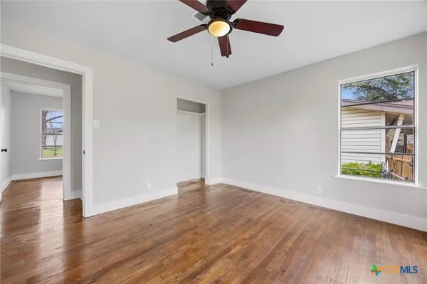 $235,000 | 1402 Kent Street, Taylor, TX 76574