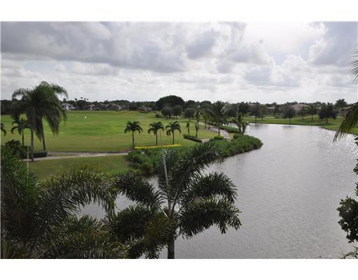 3672 Carlton Place Boca Raton, FL 33496 - Photo 2 of 38 View
