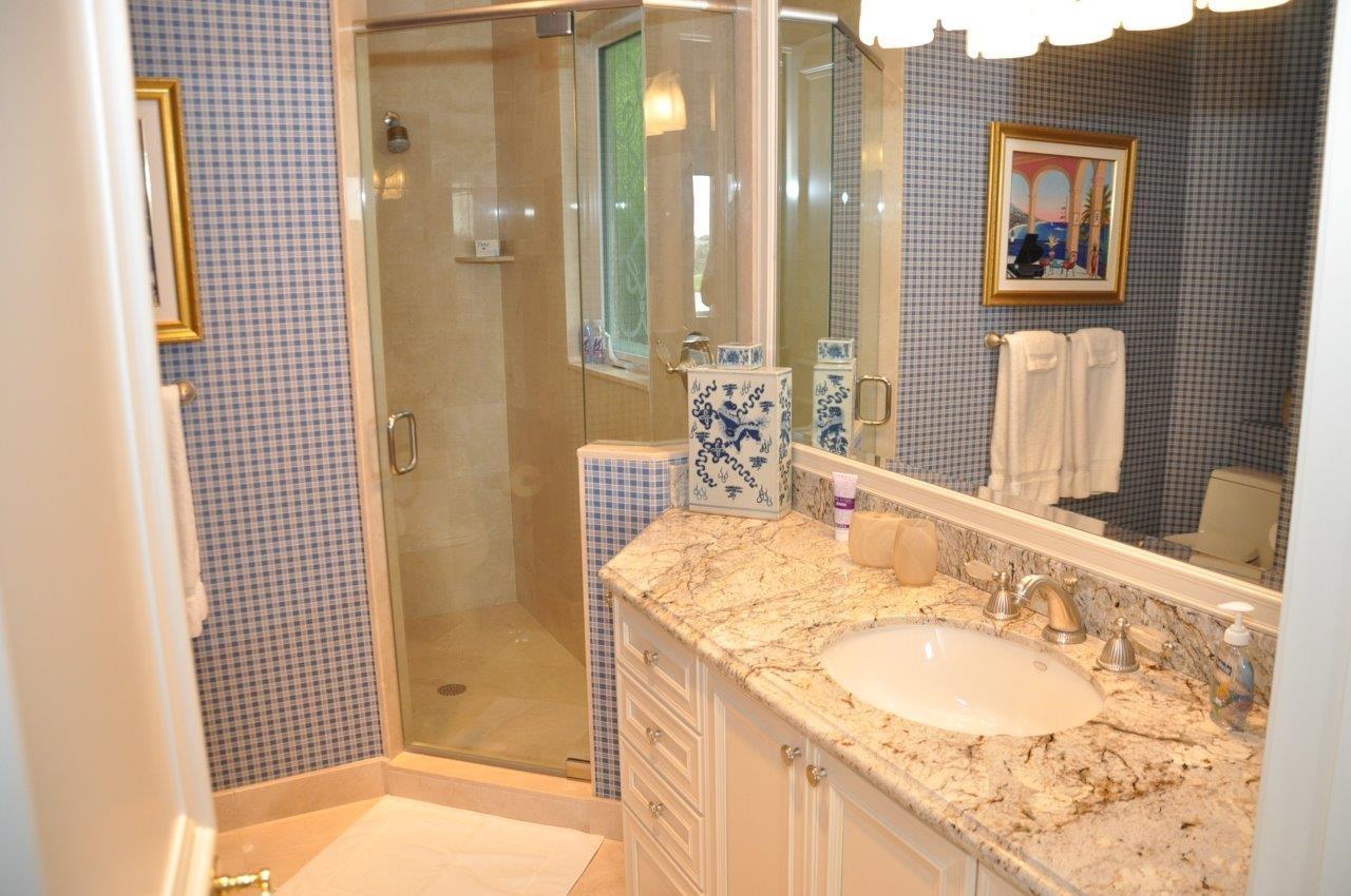 3672 Carlton Place Boca Raton, FL 33496 - Photo 34 of 38 Bathroom 5
