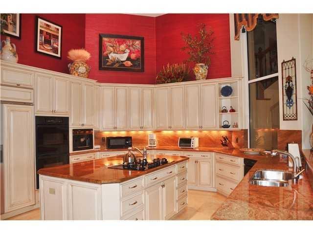 3672 Carlton Place Boca Raton, FL 33496 - Photo 10 of 38 Kitchen - 2