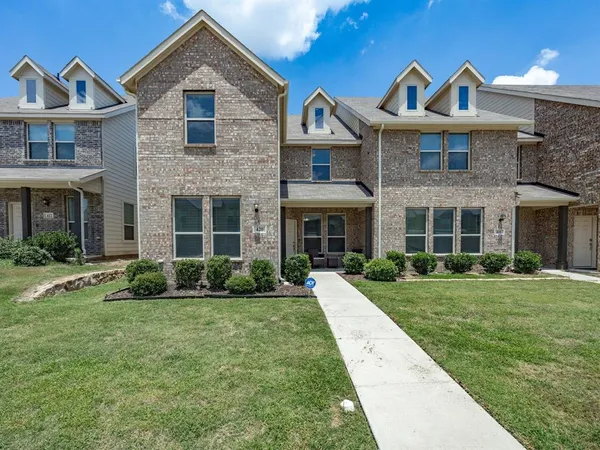 $3,500 | 420 Milverton Drive, Fort Worth, TX 76036