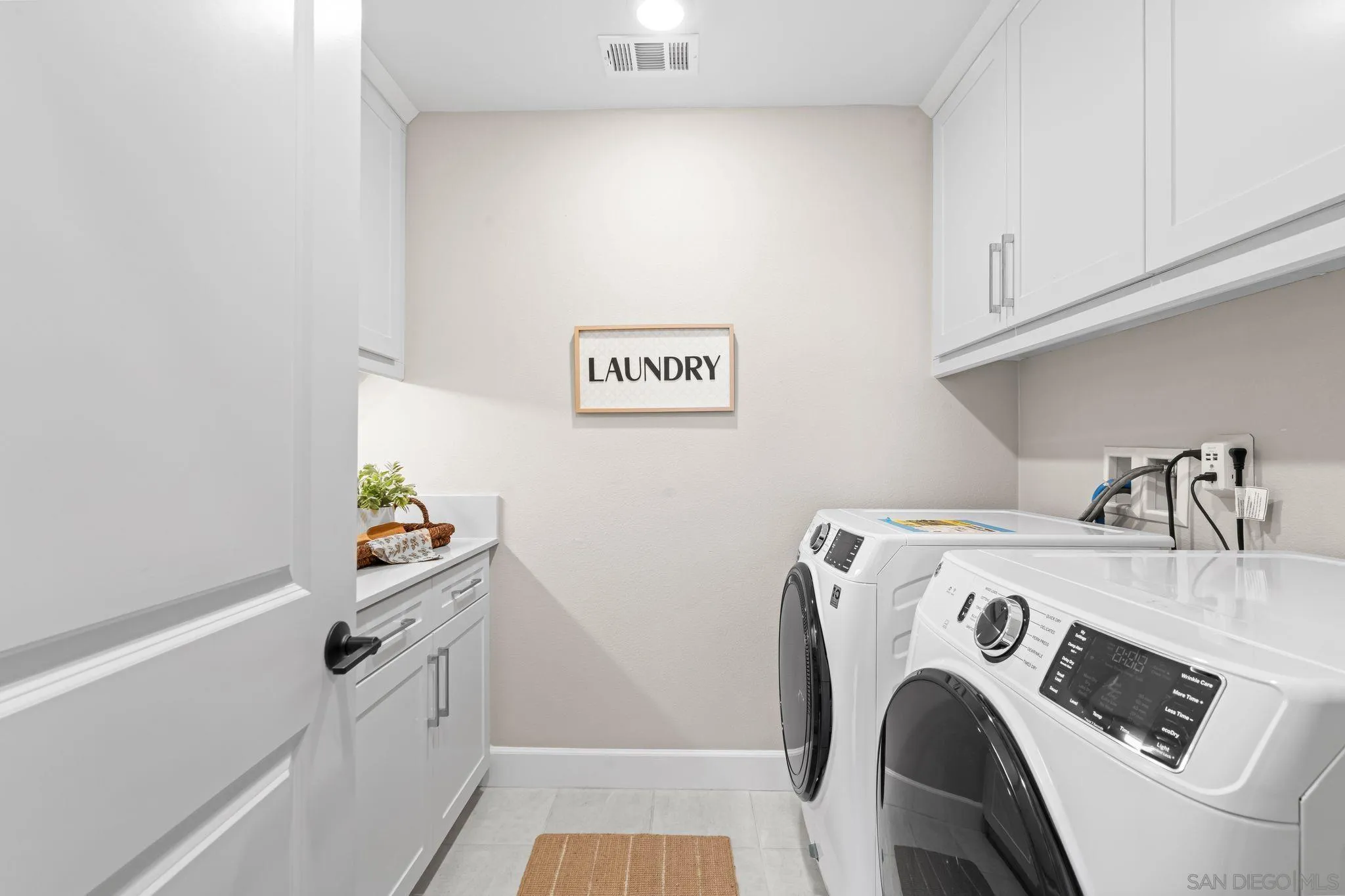 16931 Dorlyn Way Poway, CA 92064 - Photo 25 of 48